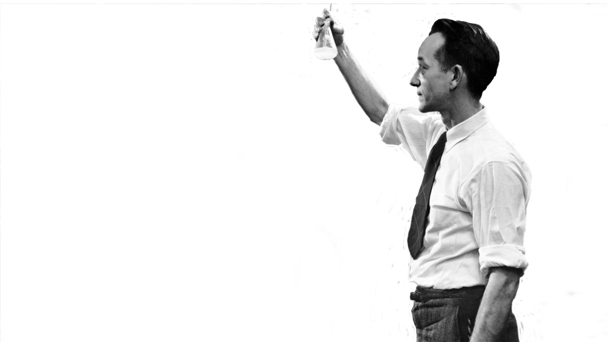 1932