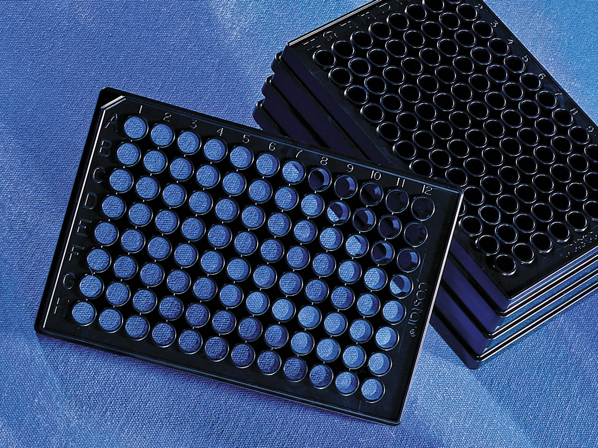 https://www.corning.com/catalog/cls/products/c/corning96WellBlackClearAndWhiteClearBottomPolystyreneMicroplates/3614/images/3614_A.jpg/_jcr_content/renditions/product.zoom.1200.jpg