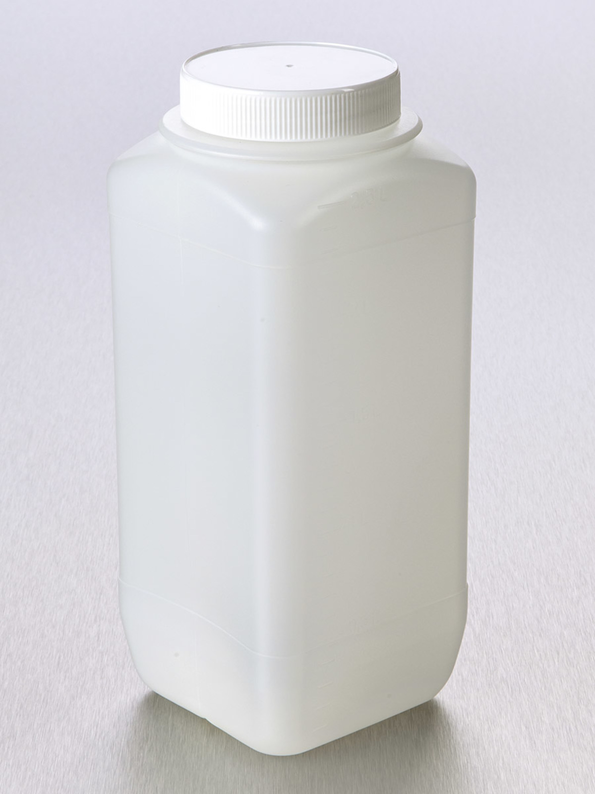 Corning® Gosselin™ Square HDPE Bottle, 2.5 L, Graduated, 77 mm White Cap with Wad, Assembled, Sterile, 1/Bag, 35/Case