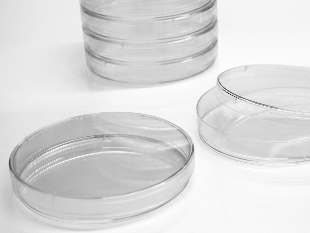 Corning® Gosselin™ 100x15 mm Stackable Petri Dish, Sterile, 25 per Sleeve, 20 Sleeve per Case, 500 per Case