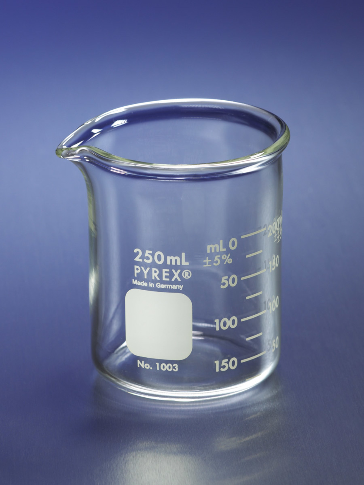 PYREX® Heavy Duty Griffin 2L Beaker, Double Scale, Graduated