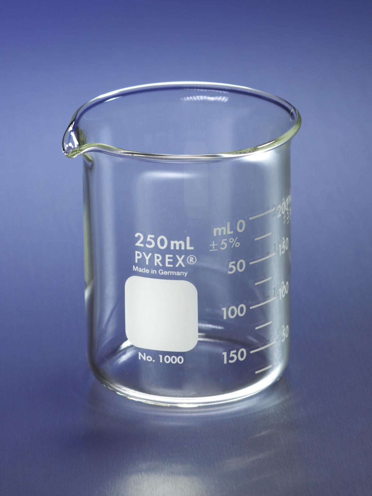 Pyrex low form Griffin 10ml clear borosilicate glass beaker - 1000/05M -  SciLabware