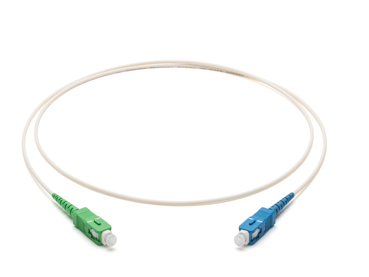 Corning® ClearCurve® LBL fiber, Single-mode, CPR Dca, SC APC Simplex to SC UPC Simplex, 5 m