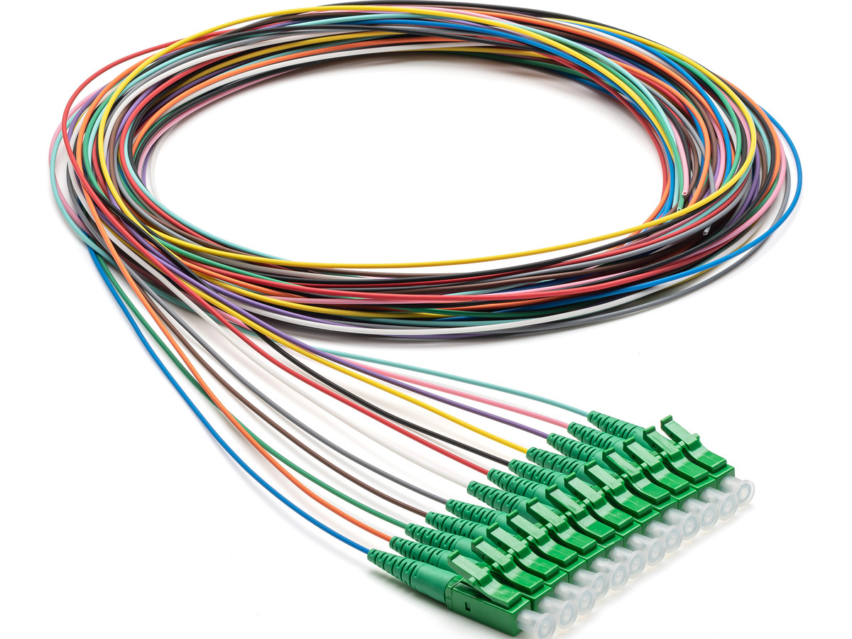 monomode, LSZH, SMF-28® Ultra OS2,LC APC Simplex, Telcordia Standard, Short strip,2 m