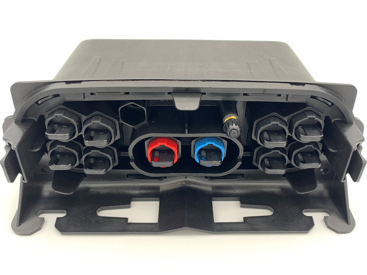 BPEO ECAM Connect, S0 DTAP Box (70/30), 1 SPL 1x8 SC APC IN/OUT preconnectorized