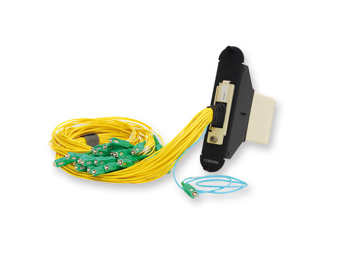 Triple 1x8, SC APC connectors, Single-mode (OS2)