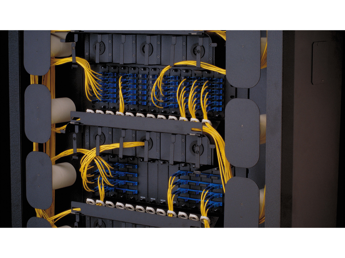 Eclipse® Hardware Jumper Management Panel