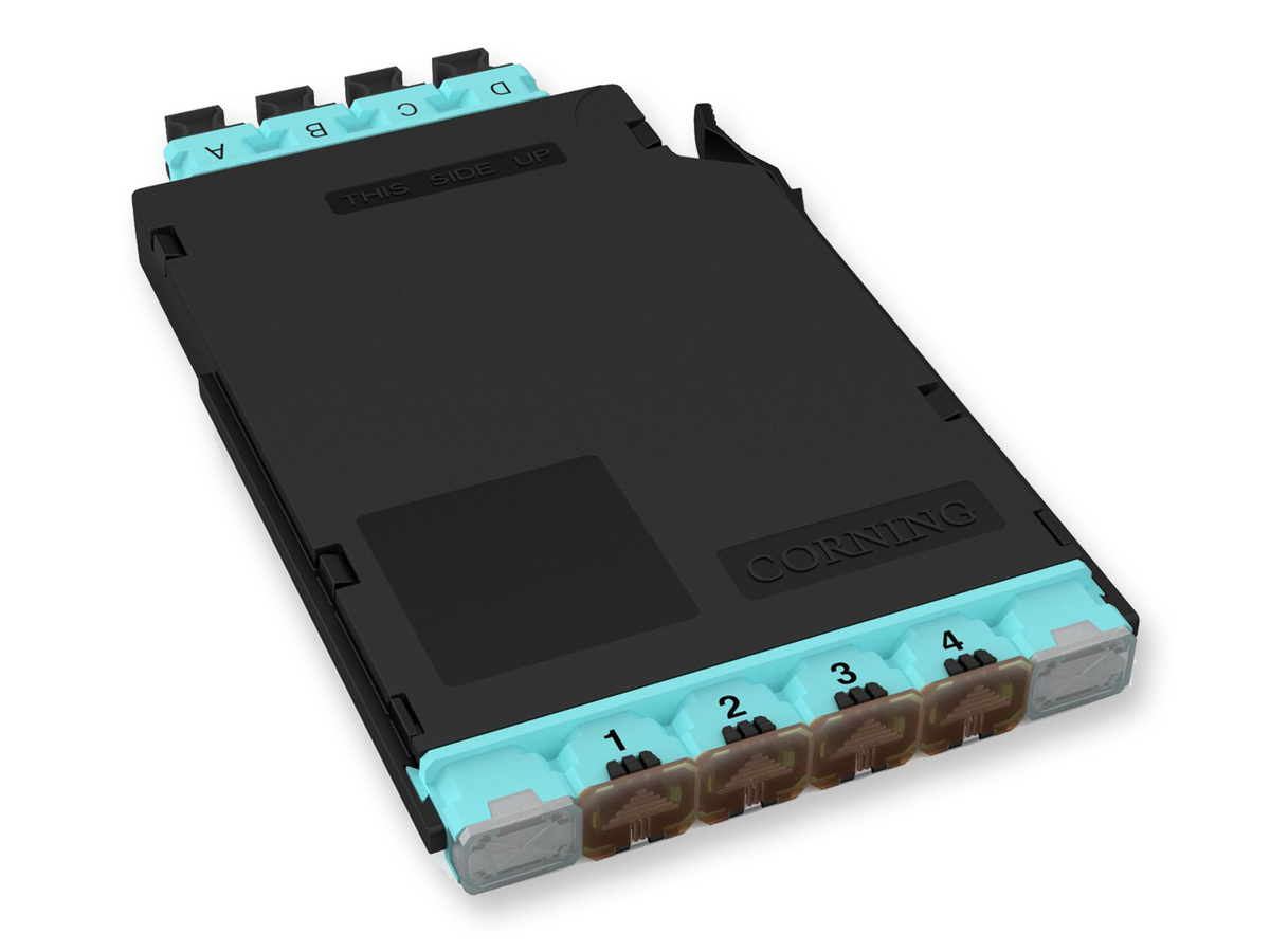 32 F, MTP® to MTP, 50 µm multimode (OM4)
