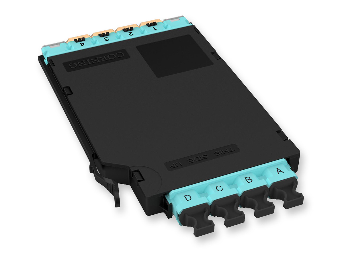 32 F, MTP® to MTP, 50 µm multimode (OM4)