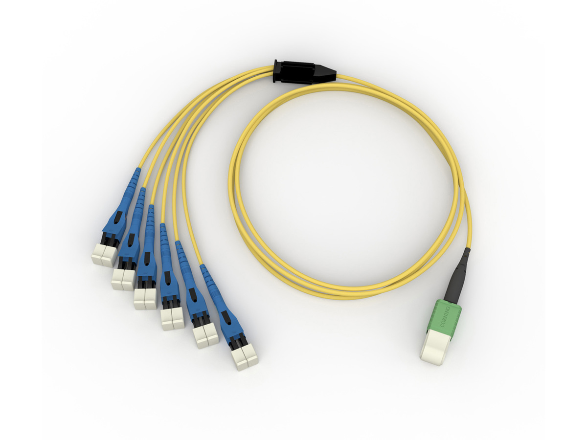 12F, Bend-improved single-mode (OS2), MTP PRO to LC Uniboot, 10 ft, Stagger 5