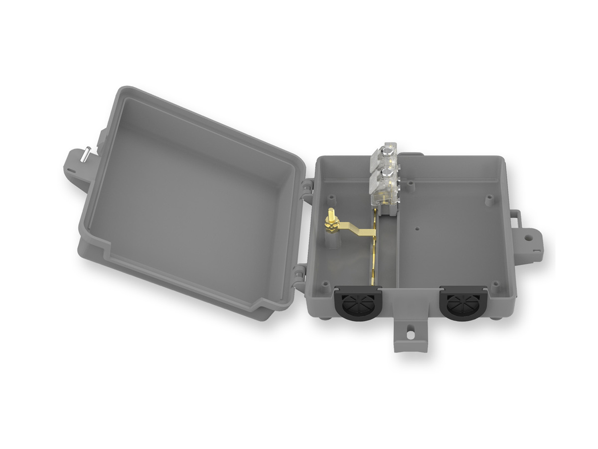 6-line housing, 2 USP-123-3 Sealed IDC TandAction™ hybrid protectors