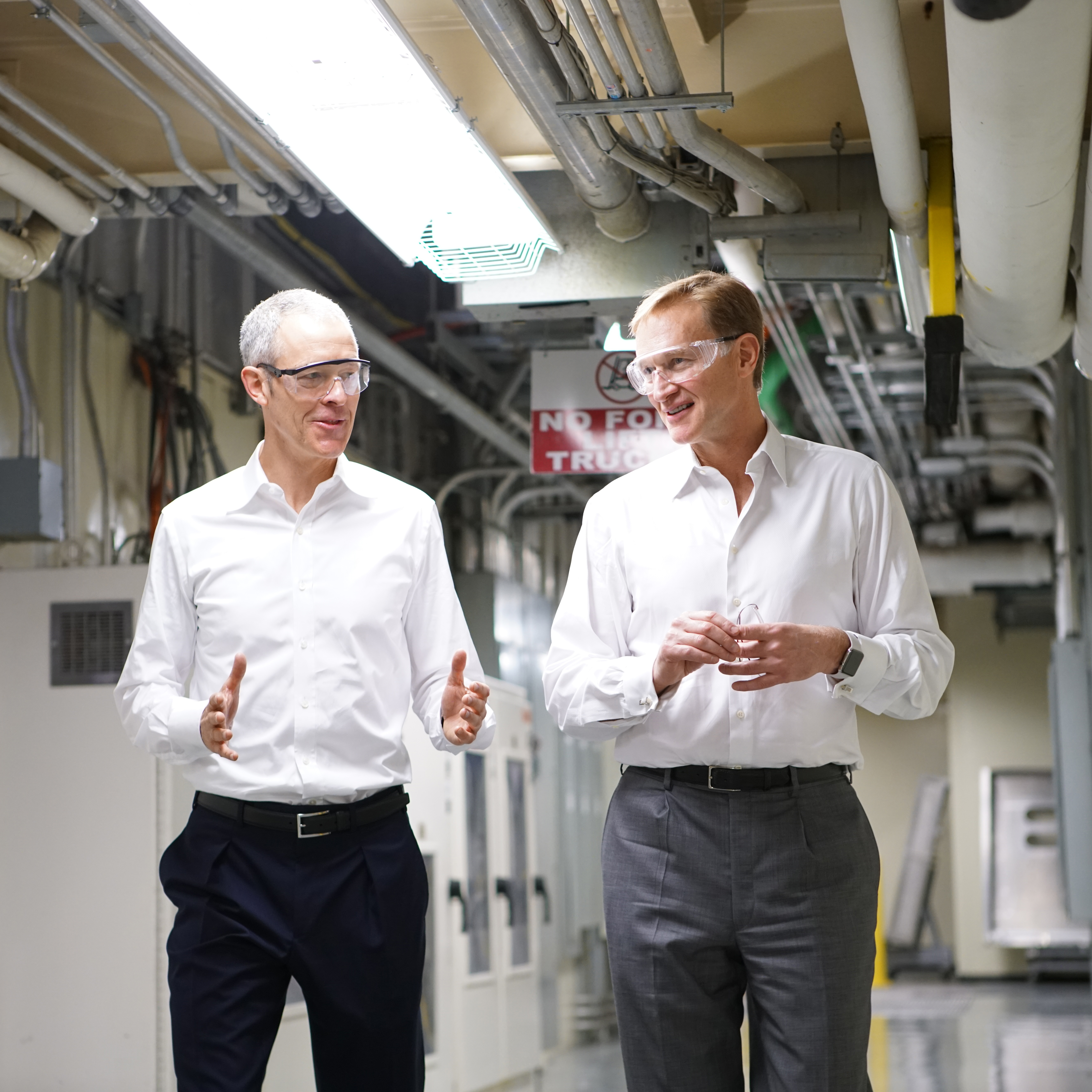 Corning And Apple Announce Continued Collaboration Mobile Consumer Electronics Glass Technologies Corning