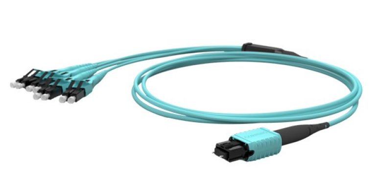 EDGE8® QSFP to SFP+ Staggered Harness