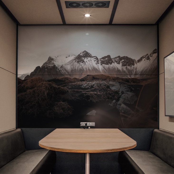 Interior Architecture Glass with Scratch Resistance Architectural