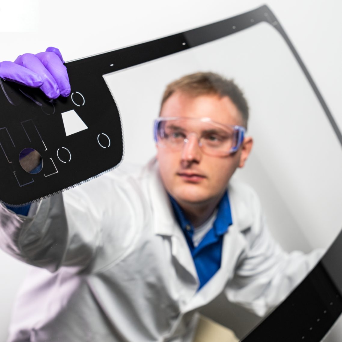 Corning® Gorilla Glass for Automotive Exteriors Automotive Glass