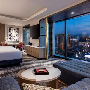Large Resort Hotel Fiber To The Room Fttr Solution Resorts World Las Vegas Case Study Corning