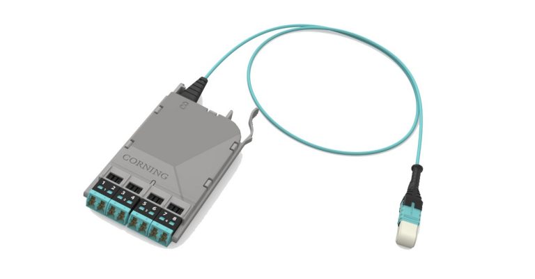  EDGE8® Port Breakout Module