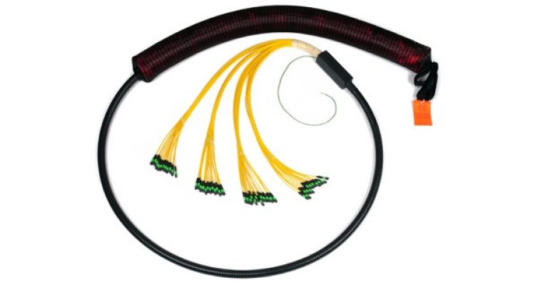 Plug & Play™ Trunks de câbles blindés intérieurs/extérieurs multi-brins   