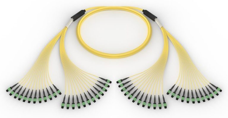 Plug & Play™ Trunks de câbles-ruban intérieurs