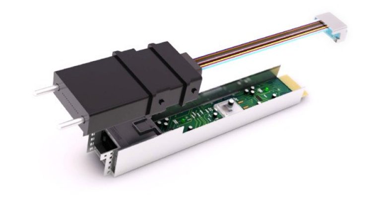 Transceiver with Fiber Array Unit (FAU) 