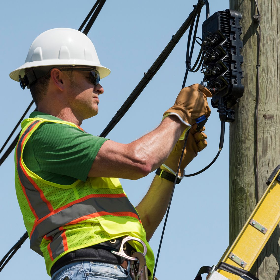 Hybrid Fiber Coax Resources Optical Communications Corning