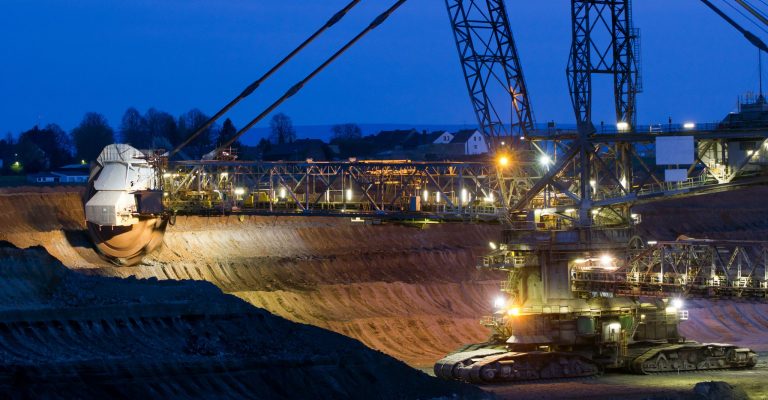 Built to Withstand: How Fiber is Powering Connectivity and Driving Transformation in Harsh Industrial Environments