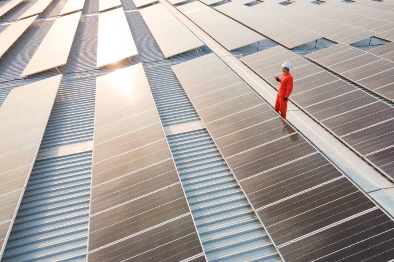 Within the U.S. manufacturing sector, Corning ranks fourth for corporate solar energy use.