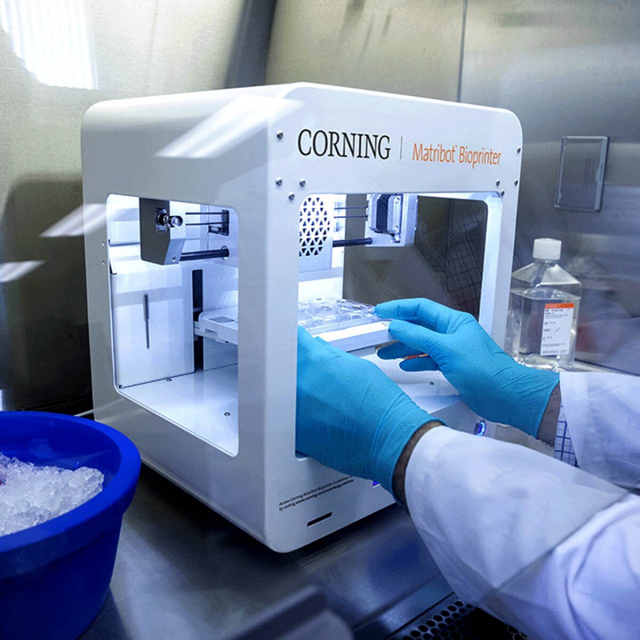 Transforming cancer research with the Corning Matribot bioprinter | Corning 